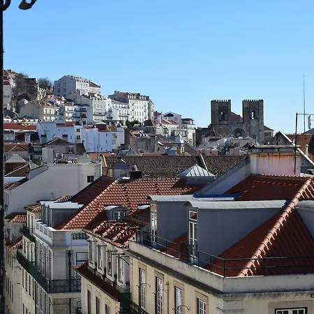 Dream Chiado Apartments-3